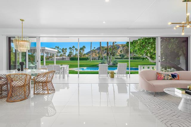 2622 S Calle Palo Fierro, Palm Springs CA: https://media.crmls.org/mediaz/04594d29-cc8d-4078-84ab-dcd723682879.jpg