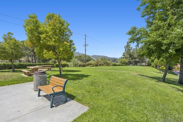1198 Gazania Ct, San Marcos CA: https://media.crmls.org/mediaz/045a0cf4-fcc1-4f07-9f25-ab382b0ee5e5.jpg