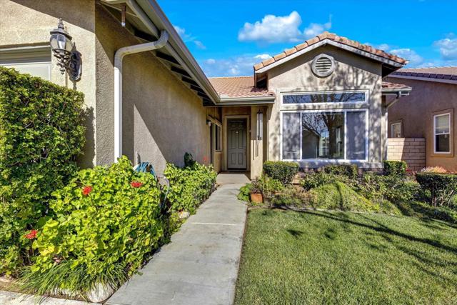 Detail Gallery Image 5 of 42 For 22929 via Santana, Nuevo,  CA 92567 - 4 Beds | 2 Baths