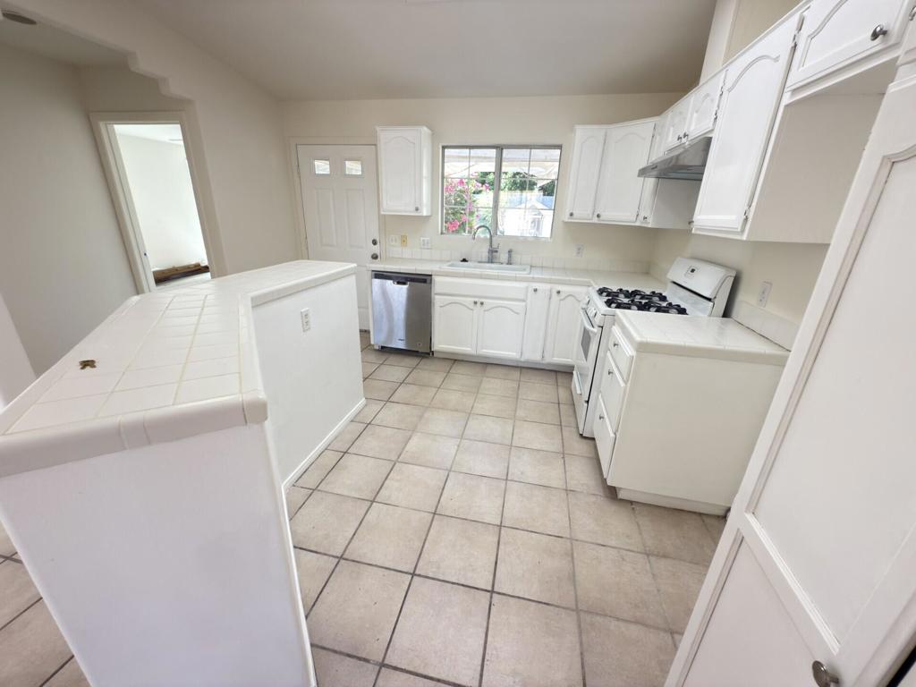 MLS #219132874PS image #9