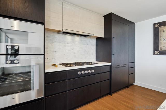 1388 Kettner Blvd, San Diego CA: https://media.crmls.org/mediaz/045b4d85-239b-42a8-9d13-d2ed3ca2b798.jpg