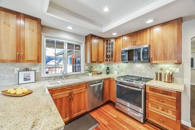 1741 Los Altos Drive, San Mateo CA: https://media.crmls.org/mediaz/045bf99a-cc83-40a6-9e89-f63227d7e8f4.jpg