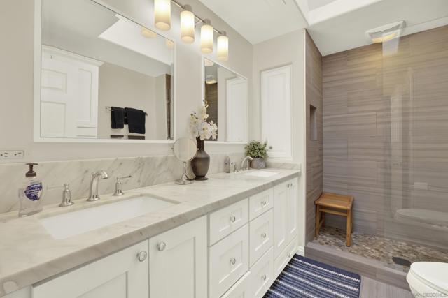 3736 Promontory St, San Diego CA: https://media.crmls.org/mediaz/045c881b-98c3-429a-a29f-8c428dca4840.jpg