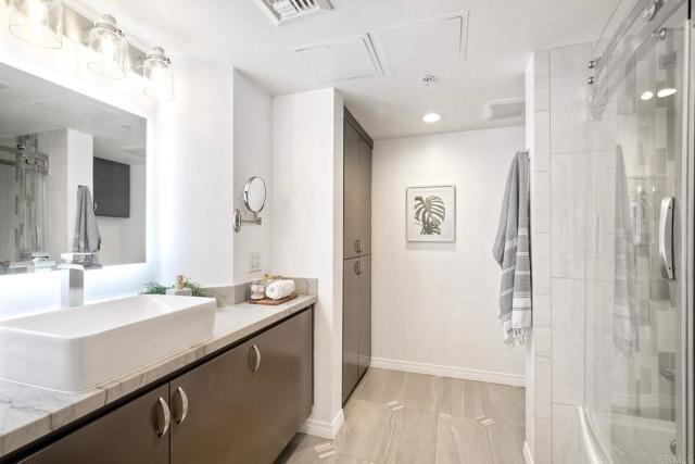 2400 5th Avenue, San Diego CA: https://media.crmls.org/mediaz/045c9fc6-b9ba-4c40-99bb-fe1b6e102586.jpg