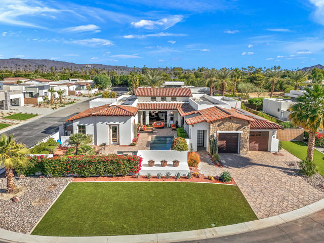 Image 6 of 83 For 2 Diamond Court