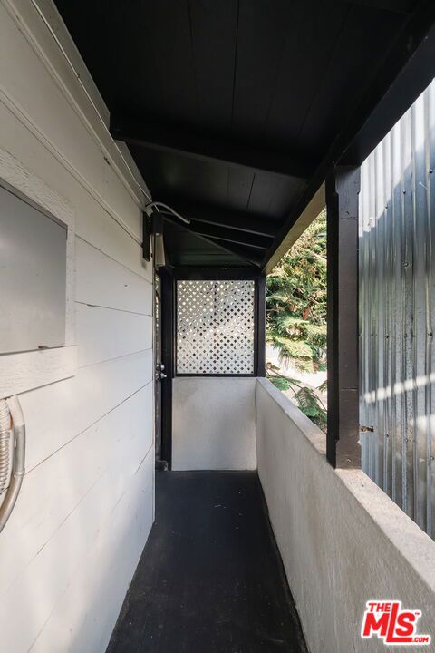 617 Westmount Drive, West Hollywood CA: https://media.crmls.org/mediaz/045d91ce-67dd-4375-92aa-7a1e32f64a41.jpg