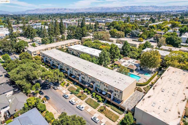 410 Auburn Way, San Jose CA: https://media.crmls.org/mediaz/045ddb7d-b131-46fa-b86d-f66bc940b244.jpg