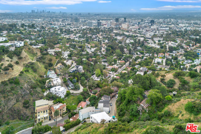 2350 San Marco Drive, Los Angeles CA: https://media.crmls.org/mediaz/045e004f-8033-4c27-8ab5-beeeca03e73f.jpg