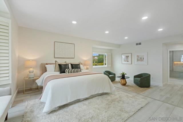 8206 Caminito Lacayo, La Jolla CA: https://media.crmls.org/mediaz/045e08b4-94db-4fd2-9ca8-0a92b6293f10.jpg