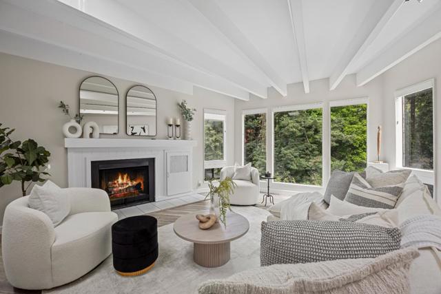 321 Valencia Road, Aptos CA: https://media.crmls.org/mediaz/045e15b1-b725-42ab-a48e-ca5b56eb8193.jpg