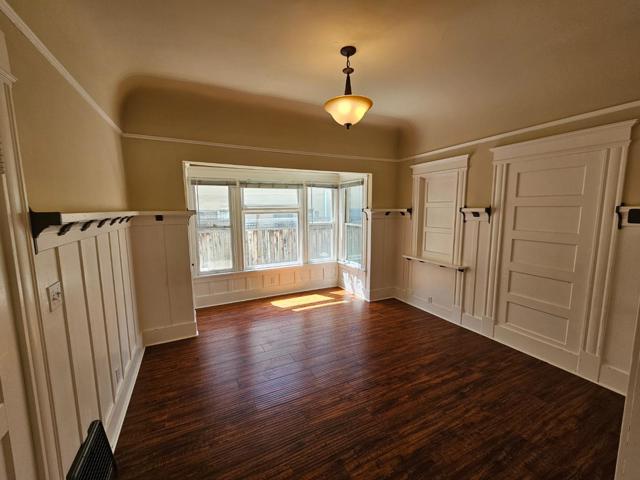59 S 11th Street, San Jose CA: https://media.crmls.org/mediaz/045eafe9-f919-4738-9989-0ec3bfbf4095.jpg
