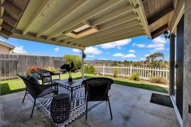 13710 Ahwahnee Way, Poway CA: https://media.crmls.org/mediaz/045f29c0-5912-492e-a45c-7c2b00db12ae.jpg
