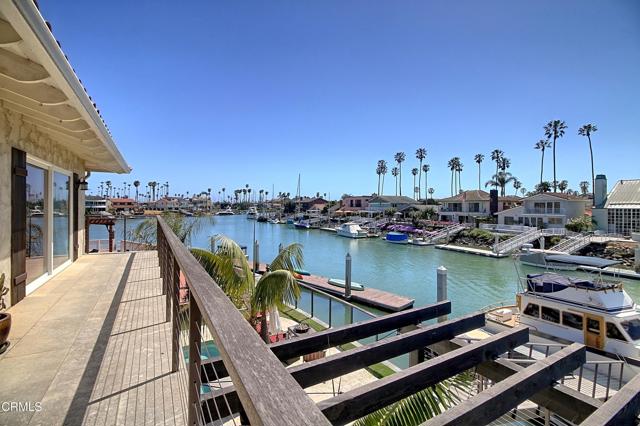 2965 Surfrider Avenue, Ventura CA: https://media.crmls.org/mediaz/045fc9d9-3fd0-4b3a-bc55-3b025f519e85.jpg