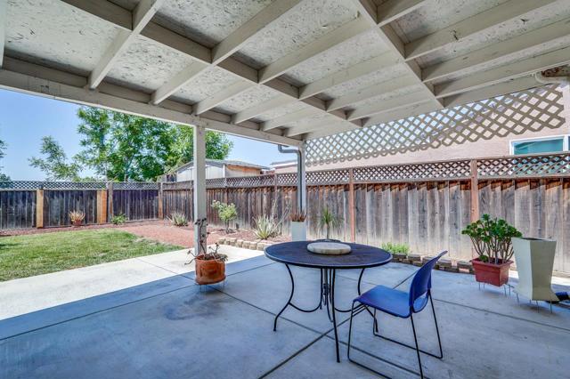 5179 Pebbletree Court, San Jose CA: https://media.crmls.org/mediaz/0460898e-9e1e-4c14-b99f-2bf50863f7ab.jpg