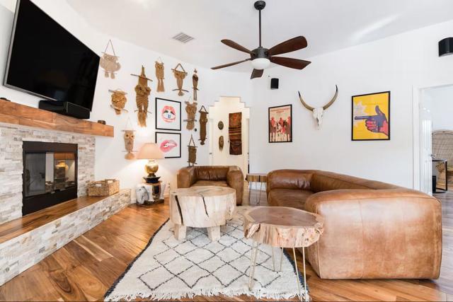 53180 Avenida Mendoza, La Quinta CA: https://media.crmls.org/mediaz/0460c657-f21e-46db-b650-cb8f685dc516.jpg