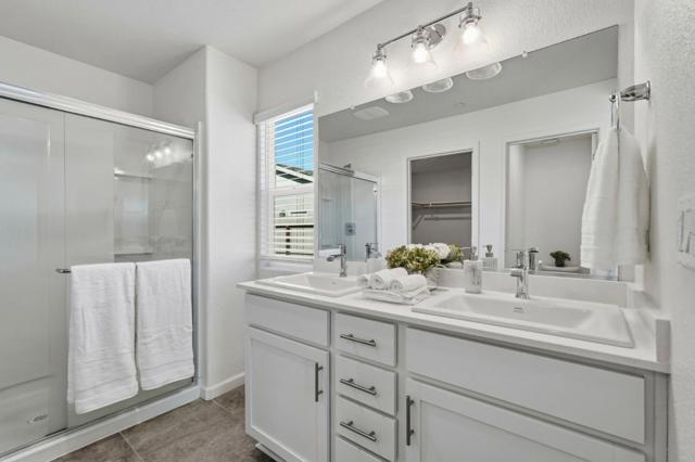 1740 Columbia Drive, Los Banos CA: https://media.crmls.org/mediaz/04616b0f-9144-429e-83c5-b9f0fcf175a6.jpg