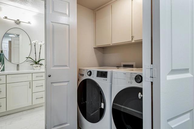366 Treasure Island Drive, Belmont CA: https://media.crmls.org/mediaz/0461cd57-fab0-4de9-93d0-c9d56c16fa79.jpg