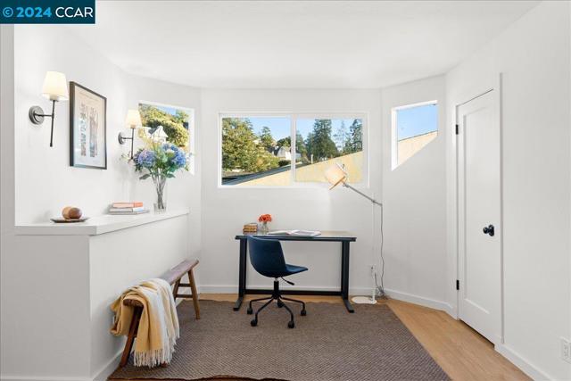 Image 30 of 60 For 900 Spruce Street
