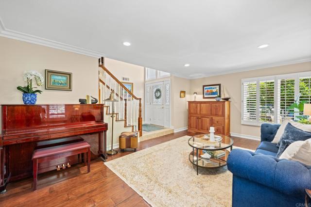 2702 Jacaranda Avenue, Carlsbad CA: https://media.crmls.org/mediaz/04621115-8321-4443-bb9e-8737d8a5ea15.jpg