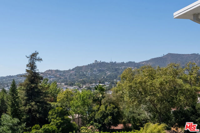 1840 Deloz Avenue, Los Angeles CA: https://media.crmls.org/mediaz/04631544-87de-4782-908e-15b26f1ace69.jpg