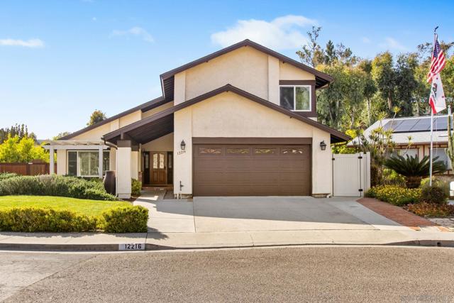 12216 Riesling Ct, San Diego CA: https://media.crmls.org/mediaz/04647bd3-fc8b-4155-bf26-d4b37da6fcb2.jpg
