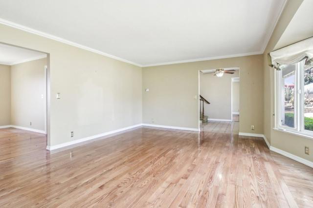 17365 Oak Leaf Drive, Morgan Hill CA: https://media.crmls.org/mediaz/04664b0c-2244-4fe0-8c36-f444819b556a.jpg