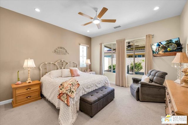 28 Chablis, Rancho Mirage CA: https://media.crmls.org/mediaz/04667fc1-c13a-4982-90ac-2a8b6908fe2a.jpg
