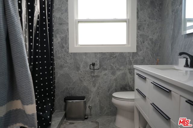 1819 W 129th Street, Gardena CA: https://media.crmls.org/mediaz/0466c85a-ed5d-4672-9b52-3e2f7b54b2f5.jpg