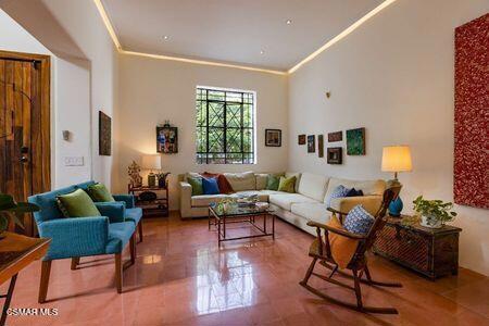 145 C. Bruselas Guadalajara,  CA: https://media.crmls.org/mediaz/04674afd-0e54-4d99-8a22-a28bfb20711a.jpg