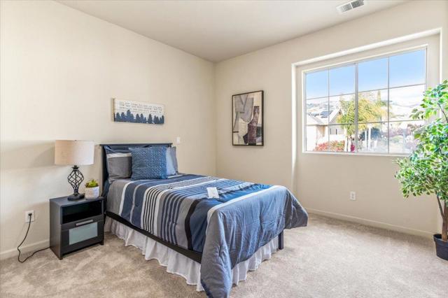 Image 32 of 45 For 4047 Avignon Lane