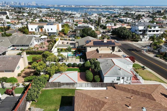 3428 Garrison St, San Diego CA: https://media.crmls.org/mediaz/0467db19-01b9-4010-88fa-dfe5a2cf345b.jpg