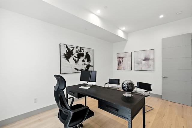 1127 Hillslope Place, Los Altos CA: https://media.crmls.org/mediaz/04682db0-4d85-42d5-a55b-7fceb4d3395d.jpg