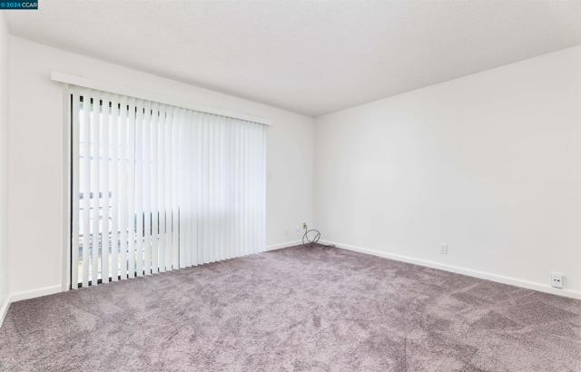 Image 15 of 23 For 1215 Kenwal Rd  D