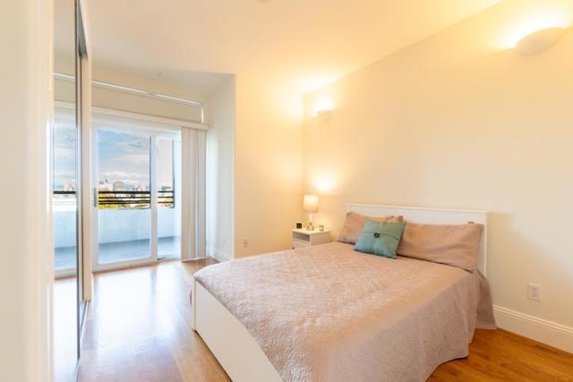1800 Turk Street, San Francisco CA: https://media.crmls.org/mediaz/0468c9e0-59bb-4d31-adeb-ab30d07f73e7.jpg