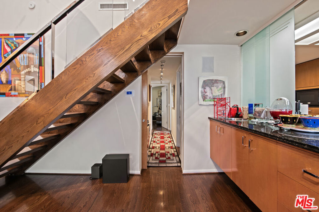 MLS #25591365 image #14