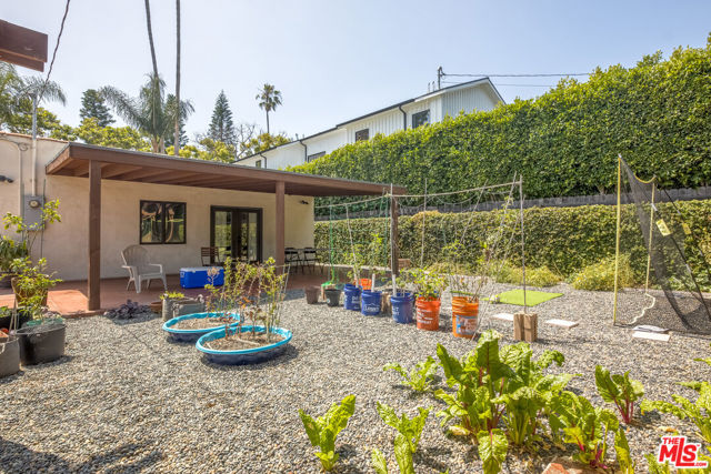 720 Alta Vista Boulevard, Los Angeles, California 90046, 3 Bedrooms Bedrooms, ,2 BathroomsBathrooms,Single Family Residence,For Sale,Alta Vista,24400903