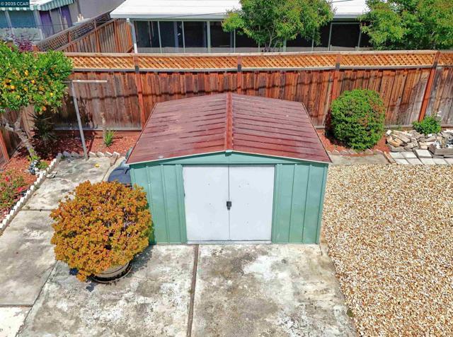 848 Linda Vista Street, San Jose CA: https://media.crmls.org/mediaz/0469ff4a-80b2-4f67-b0f0-c4b04745a5d5.jpg