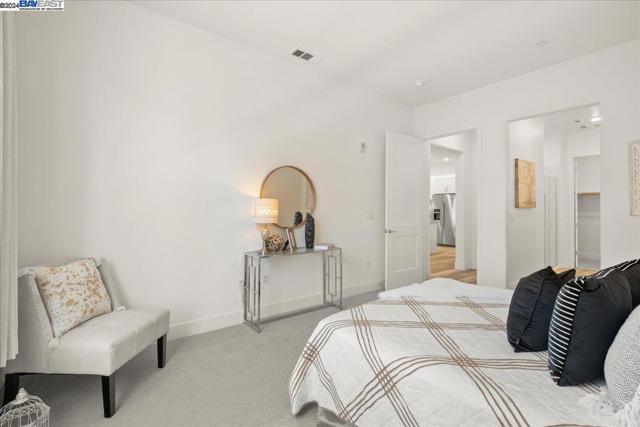 Image 13 of 52 For 45378 Tom Blalock St  202