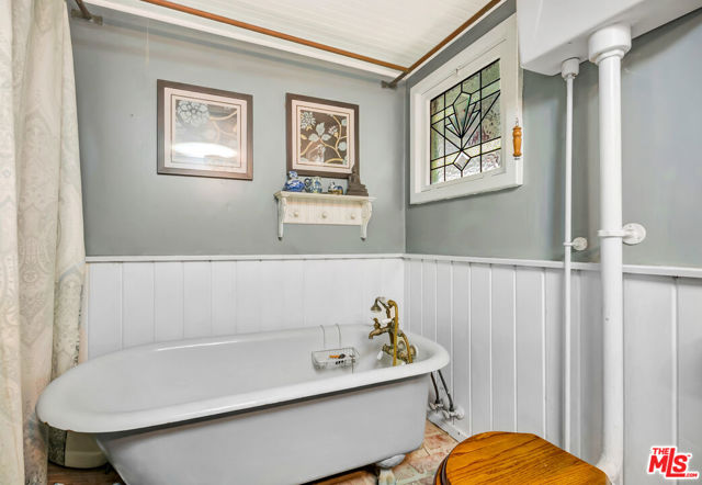 Drew Fenton | 28927 Cove Place Agoura Hills CA | MLS: 7446574