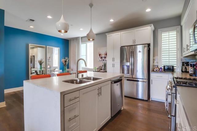 Detail Gallery Image 7 of 45 For 1842 Observation Way, Chula Vista,  CA 91915 - 3 Beds | 2/1 Baths