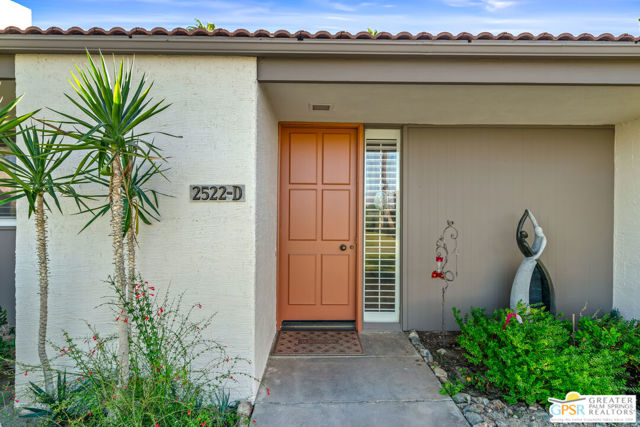 2522 N Whitewater Club Drive #D, Palm Springs, CA 92262