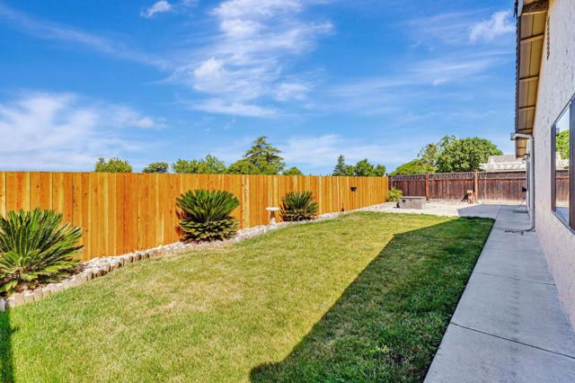 1650 Bella Vista Drive, Hollister CA: https://media.crmls.org/mediaz/046cb615-849e-4eaf-9be3-b1d5b4dea13c.jpg