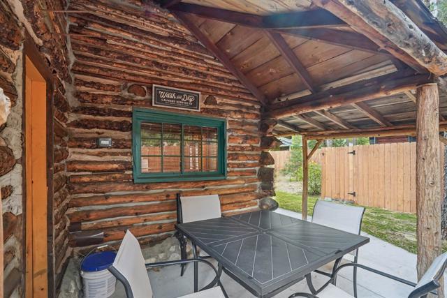 25750 Alderwood, Idyllwild CA: https://media.crmls.org/mediaz/046cdea1-3935-4f9b-a697-456f128db7c0.jpg