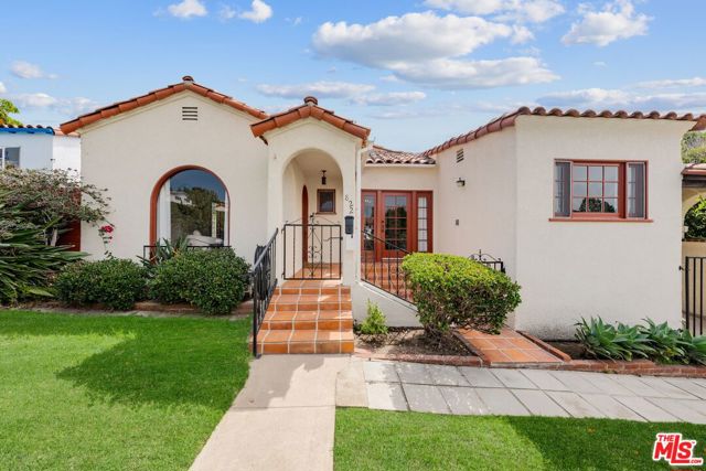 822 Pine Street photo 1