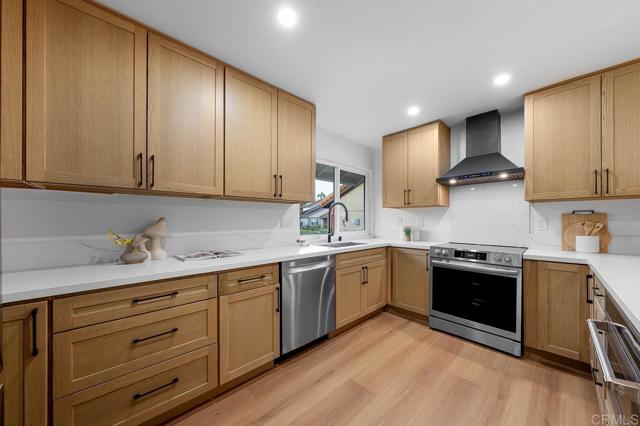 Detail Gallery Image 15 of 37 For 5679 Antigua Bld, San Diego,  CA 92124 - 3 Beds | 2 Baths