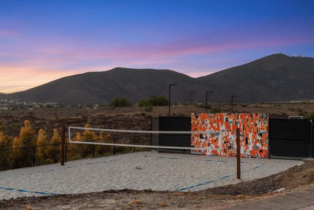 12144 Proctor Valley Road, Chula Vista CA: https://media.crmls.org/mediaz/046ee85a-f54e-4256-9e7f-561e405d7137.jpg