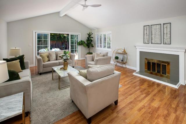 3704 Pruneridge Avenue, Santa Clara CA: https://media.crmls.org/mediaz/046fccfd-70c1-40c5-b37a-59bd63e69a90.jpg
