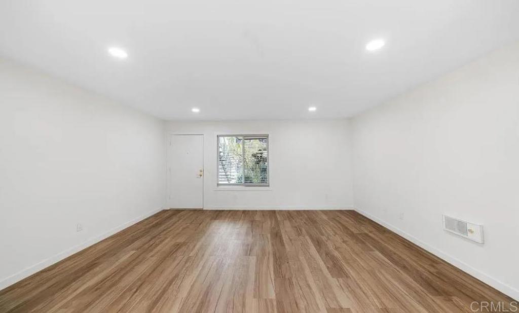 3825 Van Dyke - photo 4