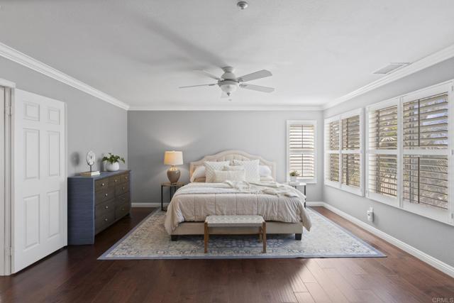 Detail Gallery Image 11 of 26 For 1979 Oxford Ct, Vista,  CA 92081 - 4 Beds | 2/1 Baths