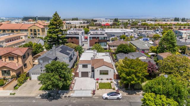 1025 Walnut Street, San Carlos CA: https://media.crmls.org/mediaz/047218dc-935e-4ceb-929e-a2ab6f210176.jpg